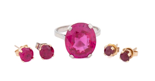 FIVE PIECE 14K GOLD & RUBY JEWELRY GROUPING