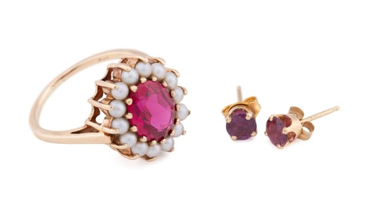 THREE PIECE RUBY & YELLOW GOLD JEWELRY SET