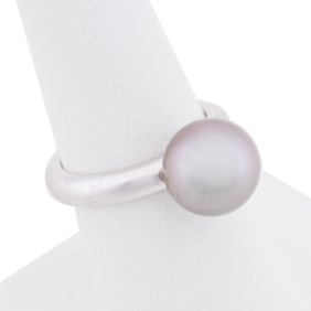 CARTIER, 18K WHITE GOLD & TAHITIAN PEARL RING