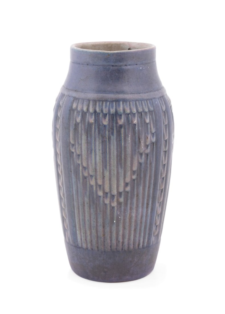 ANNA FRANCES SIMPSON FOR NEWCOMB, ESPANOL VASE (1 of 6)