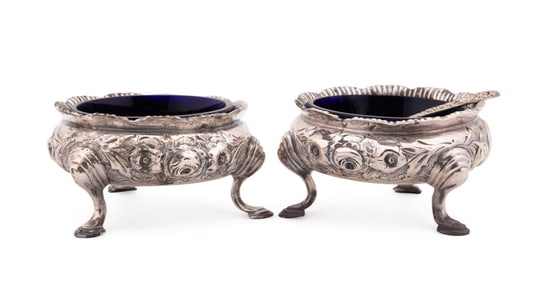 PAIR OF VICTORIAN STERLING SALT CELLARS & SPOON