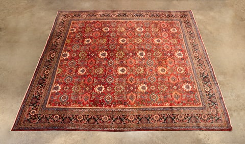 LARGE HAND-KNOTTED PERSIAN MAHAL RUG