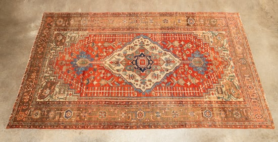 LARGE HAND-WOVEN PERSIAN SERAPI RUG