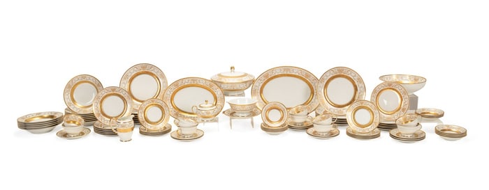 ROSENTHAL, 'AIDA' GILT DINNER SERVICE FOR 10