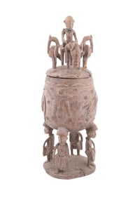 AFRICAN SENUFO CARVED WOOD FIGURAL LIDDED VESSEL