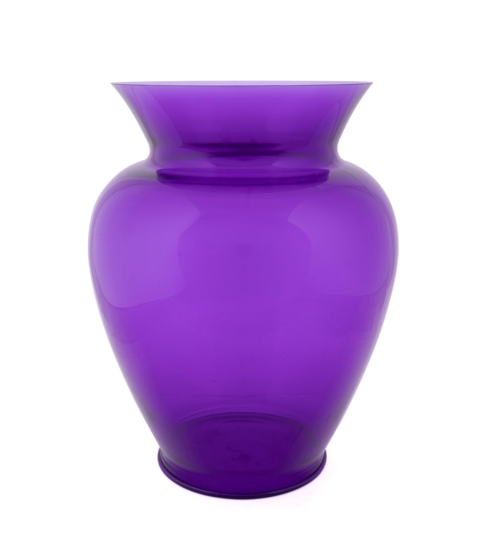 PHILIPPE STARCK FOR KARTELL "LA BOHEME" VASE: Philippe Starck (French, born 1949) for Kartell (Italian, founded 1949), contemporary. Large "La Boheme" purple polycarbonate" vase, appropriately marked. Approximate dimensions: h. 16.75", dia. 13.5"