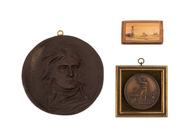 NAPOLEONIC GROUP, 2 PLAQUES & PRISONER OF WAR BOX