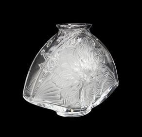 LALIQUE 'DAHLIA' TRIANGULAR CRYSTAL VASE