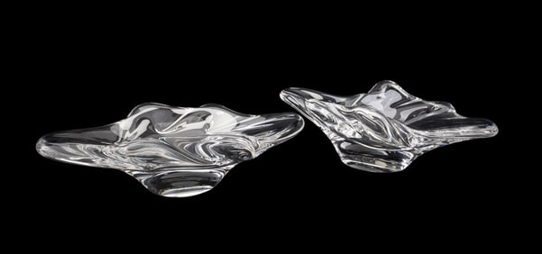 DAUM, PAIR OF COLORLESS CRYSTAL BOWLS