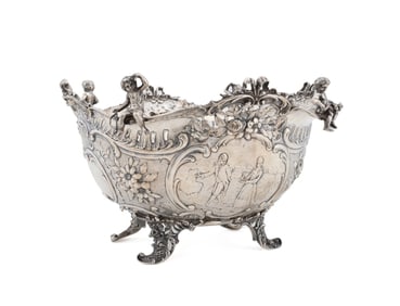 NERESHEIMER & ROTH HANAU EXPORT SILVER CENTERPIECE