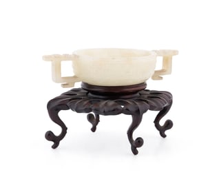 CHINESE JADE LIBATION CUP WITH STAND