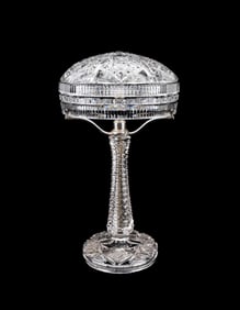 T.G. HAWKES & CO. CUT GLASS LAMP, C. 1905