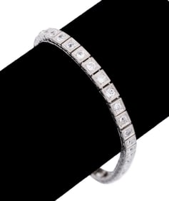 DIAMOND & PLATINUM TENNIS BRACELET