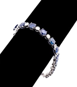 SAPPHIRE AND DIAMOND 18K WHITE GOLD LINE BRACELET