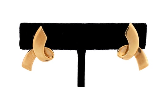 PALOMA PICASSO / TIFFANY, 18K YG RIBBON EARRINGS