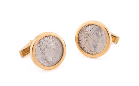 PAIR, ROMAN COINS IN 18K YELLOW GOLD CUFFLINKS
