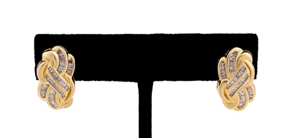 DIAMOND CLUSTER & 14K YG EARRINGS