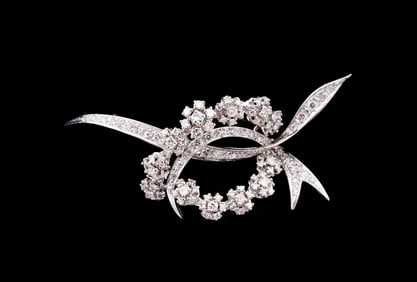 DIAMOND & 14K WHITE GOLD RIBBON BROOCH