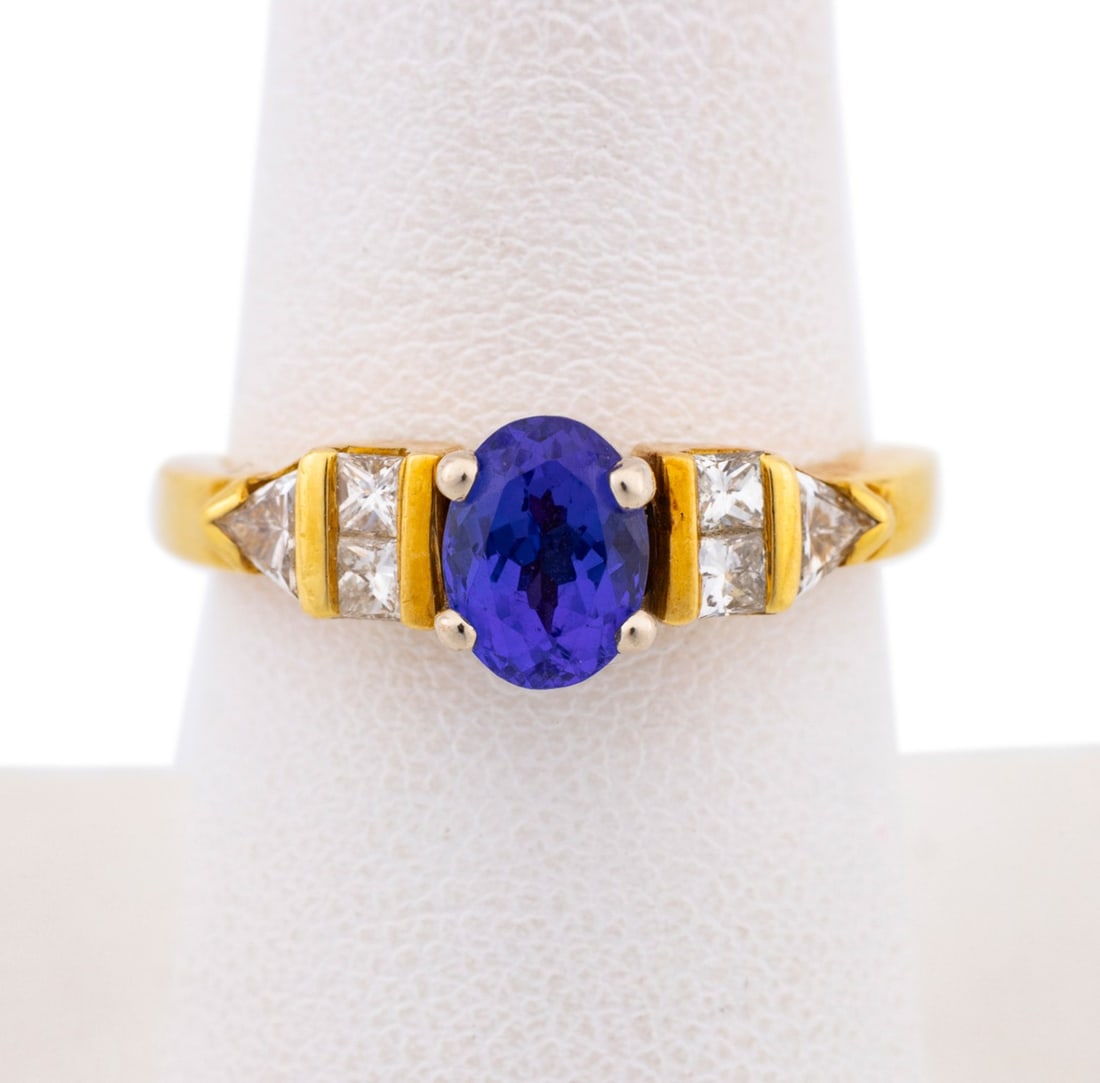 TANZANITE & DIAMOND 18K YELLOW GOLD RING (1 of 7)
