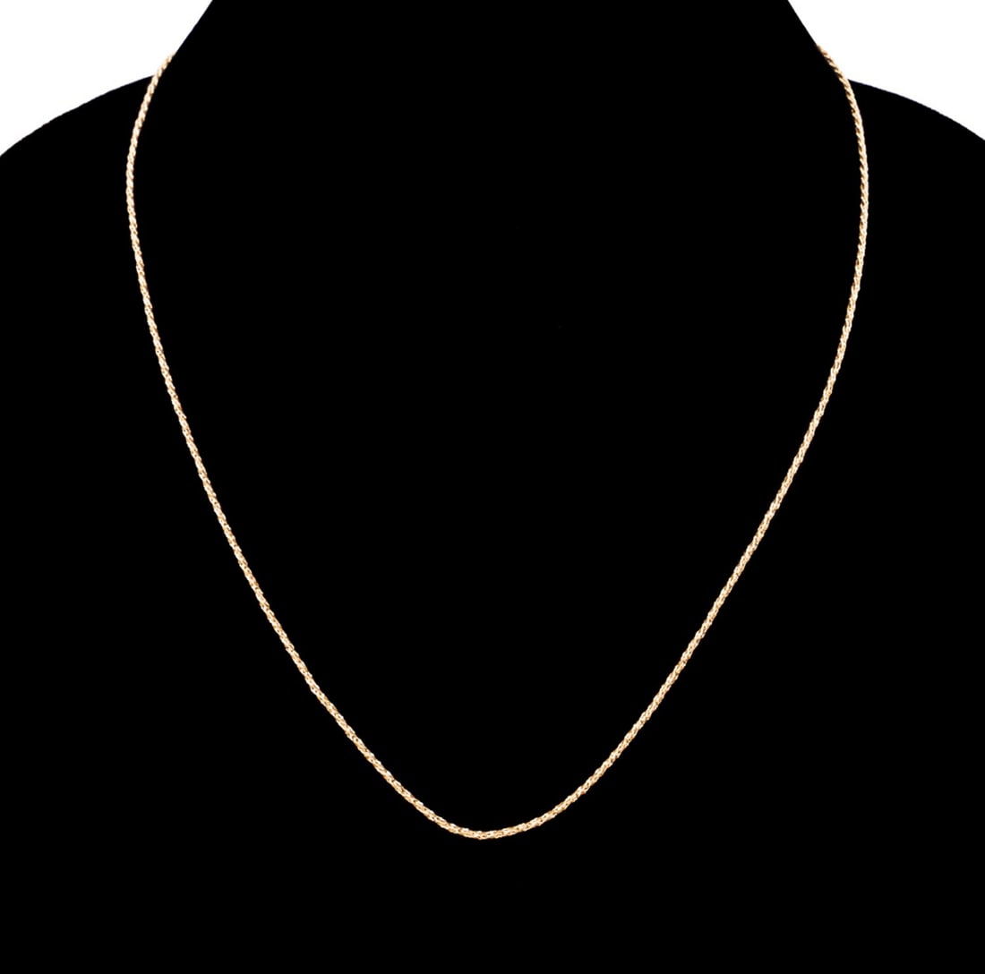 18K YELLOW GOLD WHEAT CHAIN NECKLACE: Wheat chain necklace in 18k yellow gold, having a spring ring clasp. Stamped "750" and "288 AR" to clasp. Provenance: Private Collection, Atlanta, GA. Approximate measurements: l. 19.5", total weight 