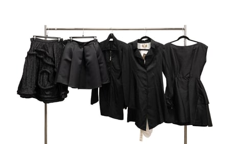 FIVE WOMEN'S DESIGNER CLOTHING ITEMS INCL. MUGLER