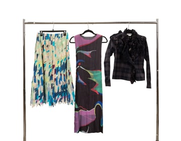 ISSEY MIYAKE PLEAT MOTIF CLOTHING GROUP