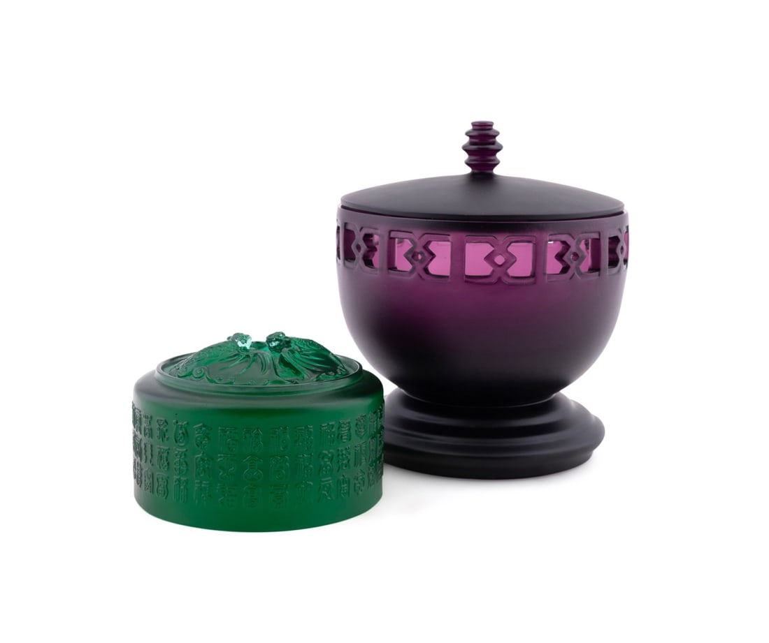 TAIWANESE, TWO PATE DE VERRE GLASS TABLE ARTICLES (1 of 9)