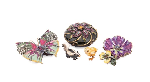 JAY STRONGWATER, COLLECTION OF 5 TABLETOP ARTICLES