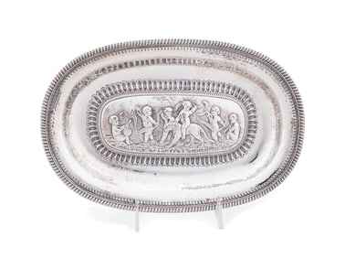 CONTINENTAL STERLING SILVER OVAL DISH WITH PUTTI