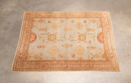 HAND-WOVEN TURKISH OUSHAK RUG