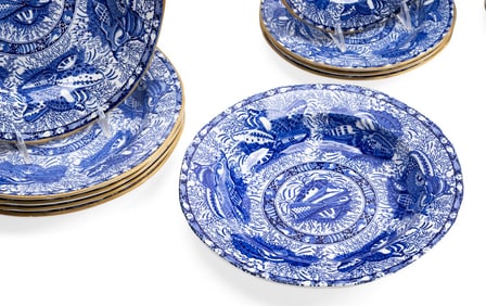 MOTTAHEDEH 'TORQUAY' DINNER SERVICE FOR EIGHT