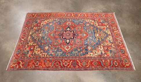 LARGE HAND-WOVEN PERSIAN HERIZ RUG