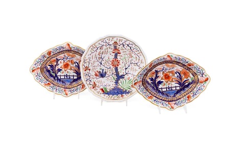 ROYAL CROWN DERBY, THREE PIECES OF IMARI TABLEWARE
