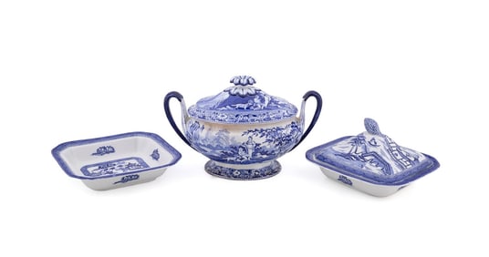 THREE BLUE & WHITE TRANSFER SERVING PIECES, 19TH C