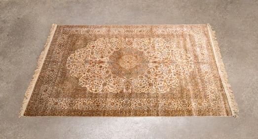 HAND-WOVEN TURKISH HEREKE SILK RUG