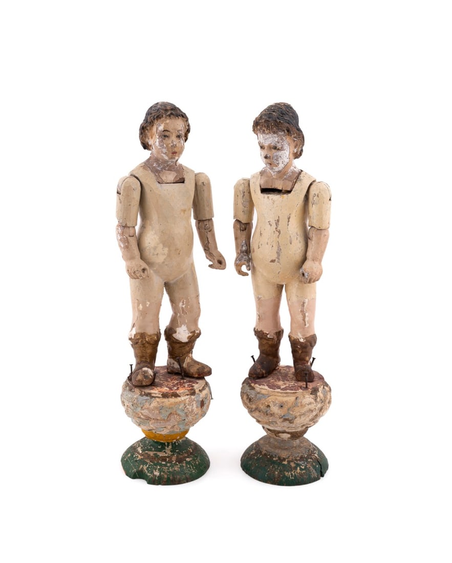 TWO ARTICULATED MALE SANTOS FIGURES (1 of 8)