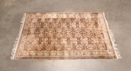 HAND-WOVEN TURKISH HEREKE SILK RUG