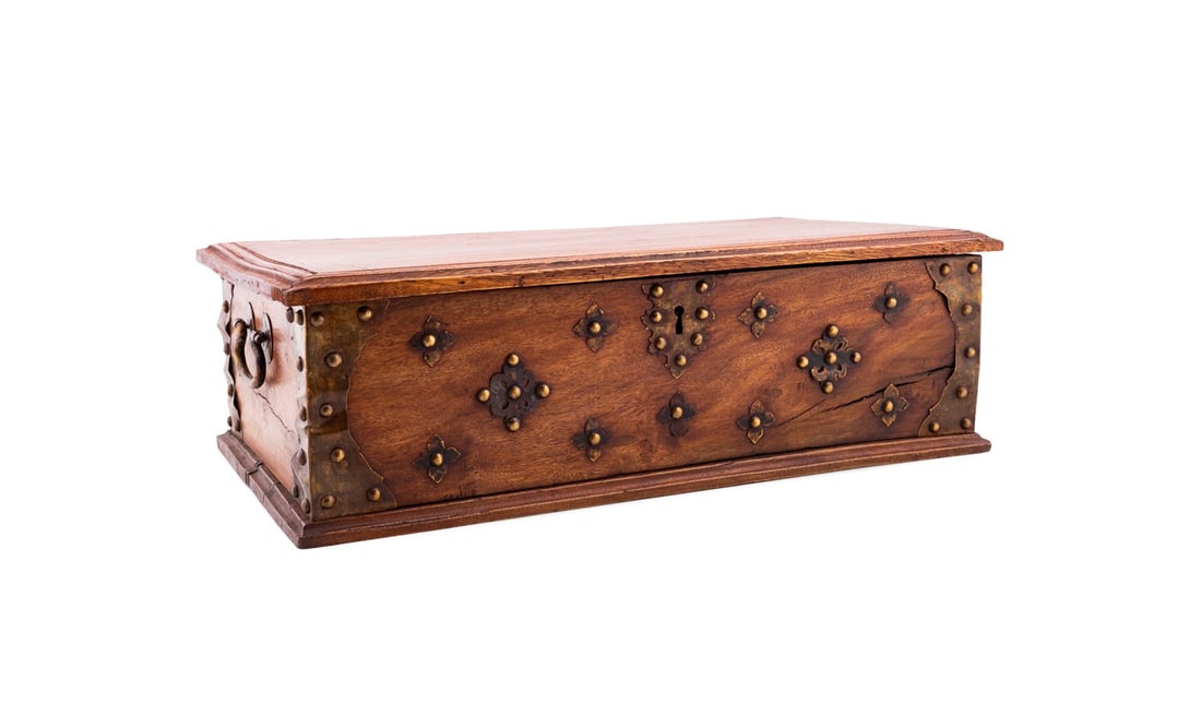 DUTCH COLONIAL STYLE BRASS BOUND TRUNK (1 of 9)