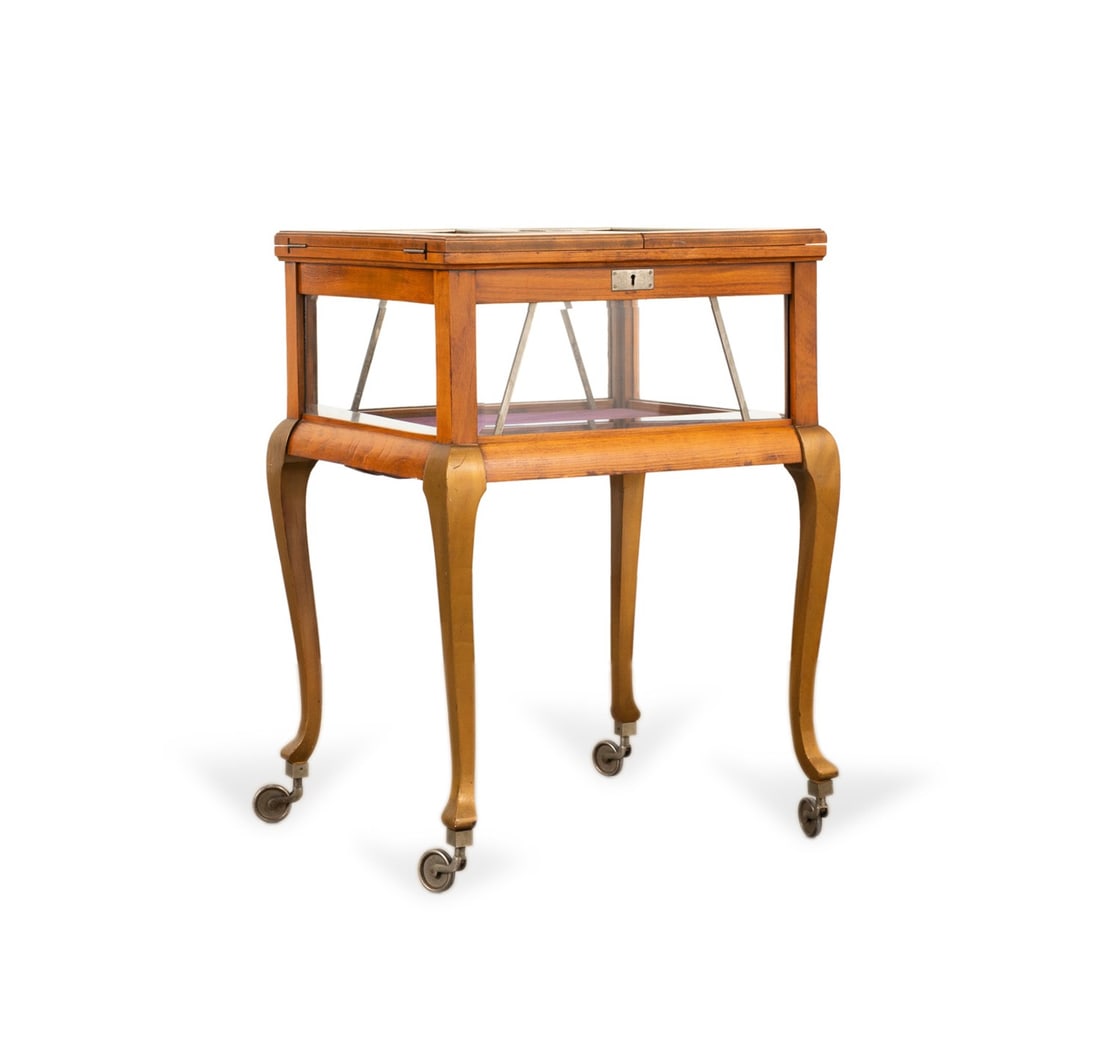 FRENCH STYLE OAK ELEVATING VITRINE (1 of 8)