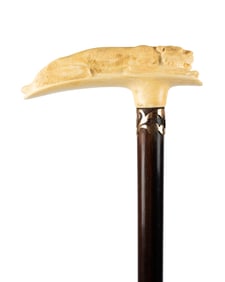 19TH C. RECLINING TIGER HANDLE WALKING CANE