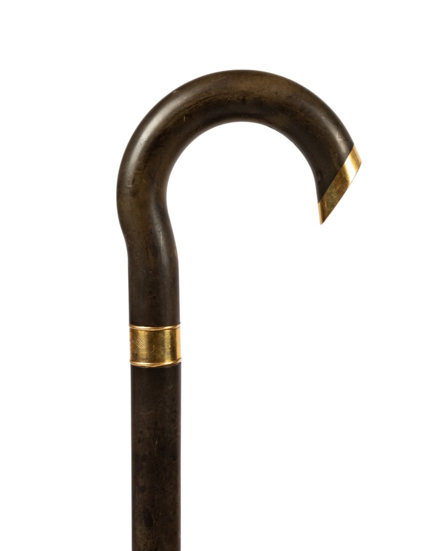 AMERICAN 18K GOLD PRESENTATION CANE, 1865: American, 1865. Gutta-percha walking cane with 18k gold cap and 1.75" gold collar engraved "Presented to their Chaplain Rev. S.H. Smith by the Brethren of Corinthian Lodge No. 104, F & A.M.,