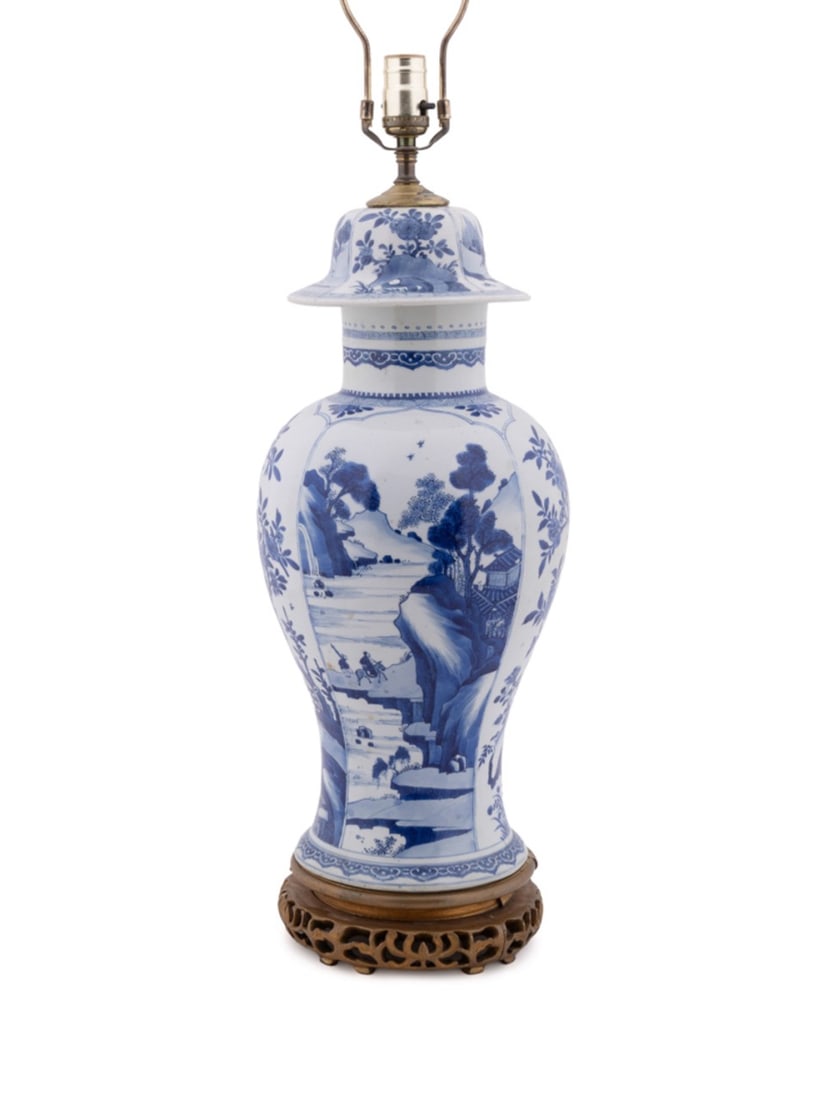CHINESE KANGXI STYLE BLUE AND WHITE TABLE LAMP (1 of 5)