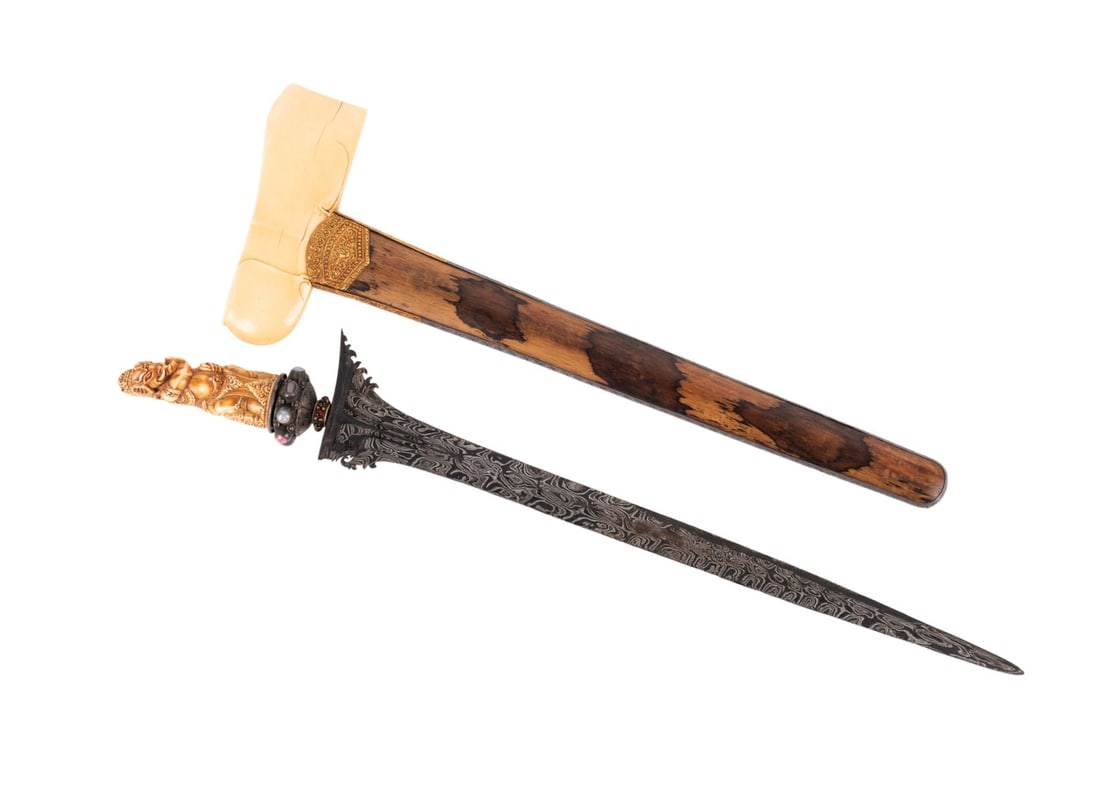 INDONESIAN KRIS W/ GOLD, SILVER & CARVED GANESHA (1 of 10)