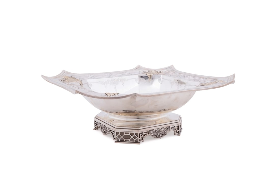 CHINESE CHIPPENDALE STYLE STERLING CENTER BOWL (1 of 10)