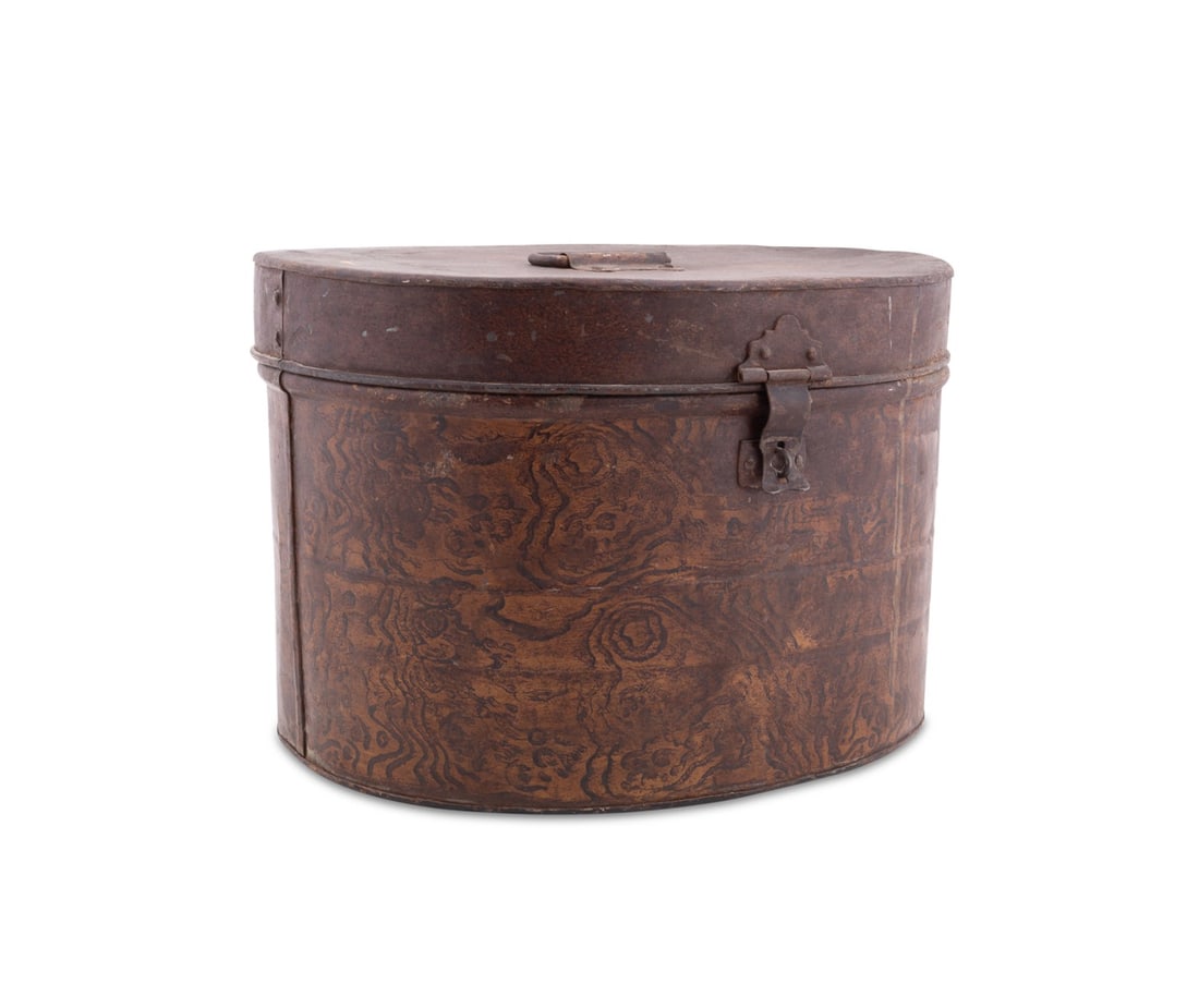 VICTORIAN TOLE FAUX BOIS PAINTED HAT BOX (1 of 8)