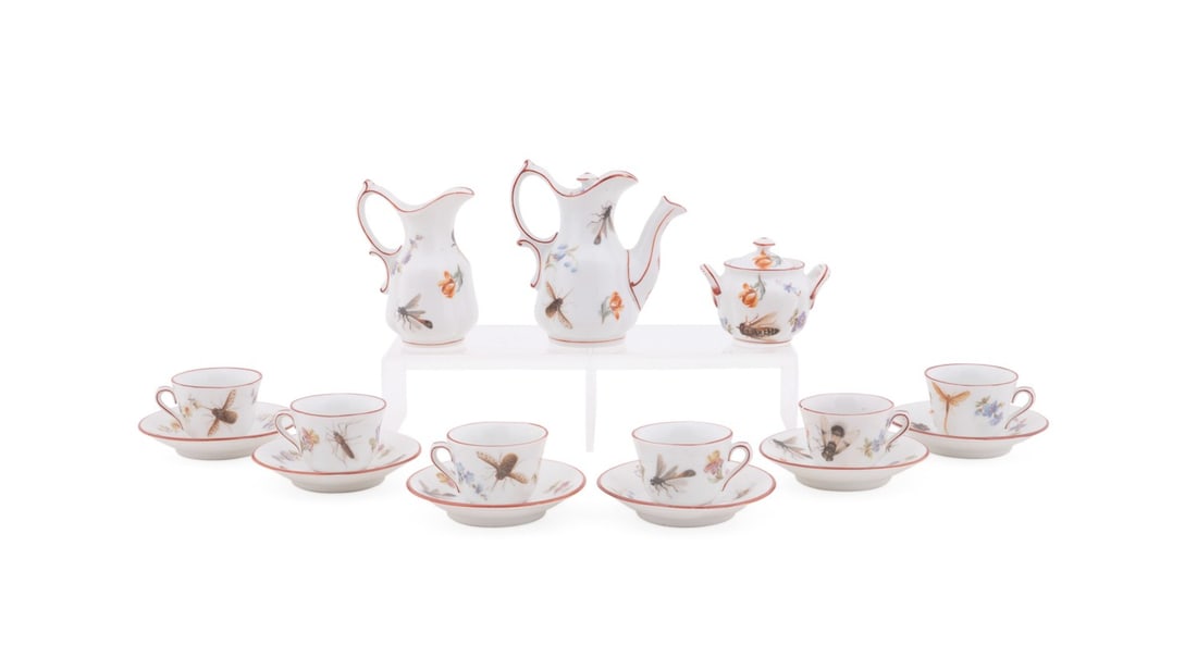 HEREND 15 PIECE CHILD'S PORCELAIN TEA SET, E. 20TH (1 of 12)