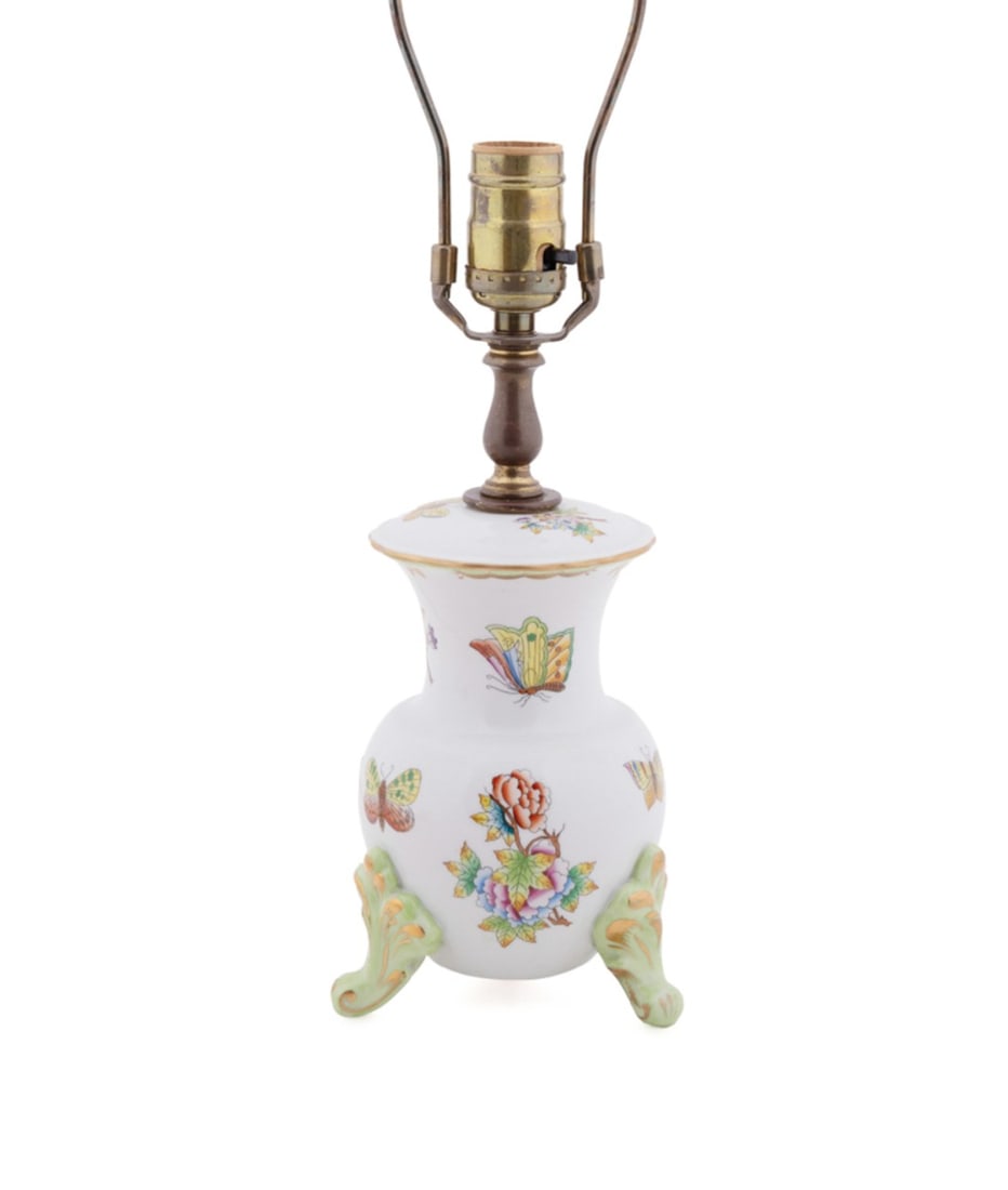 HEREND, 'QUEEN VICTORIA' ACCENT LAMP (1 of 7)