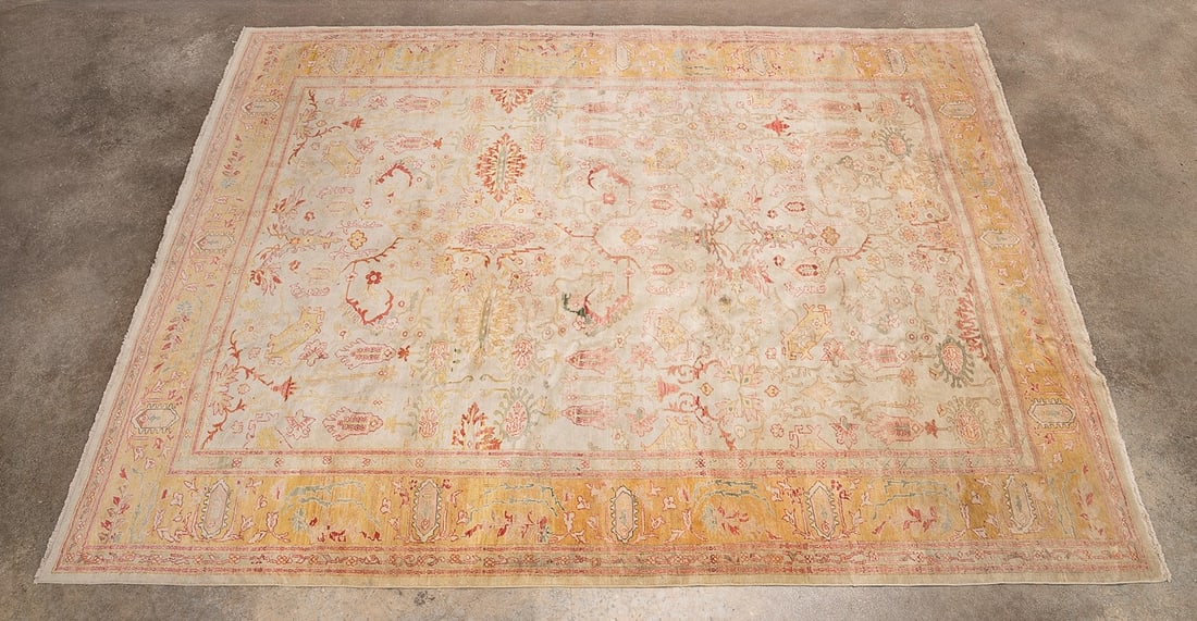 CONTEMPORARY OUSHAK RUG (1 of 5)