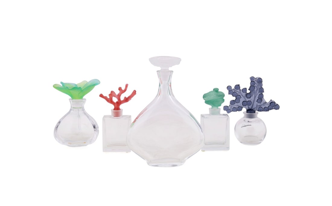 DAUM AND LALIQUE, FIVE CRYSTAL SCENT BOTTLES (1 of 11)