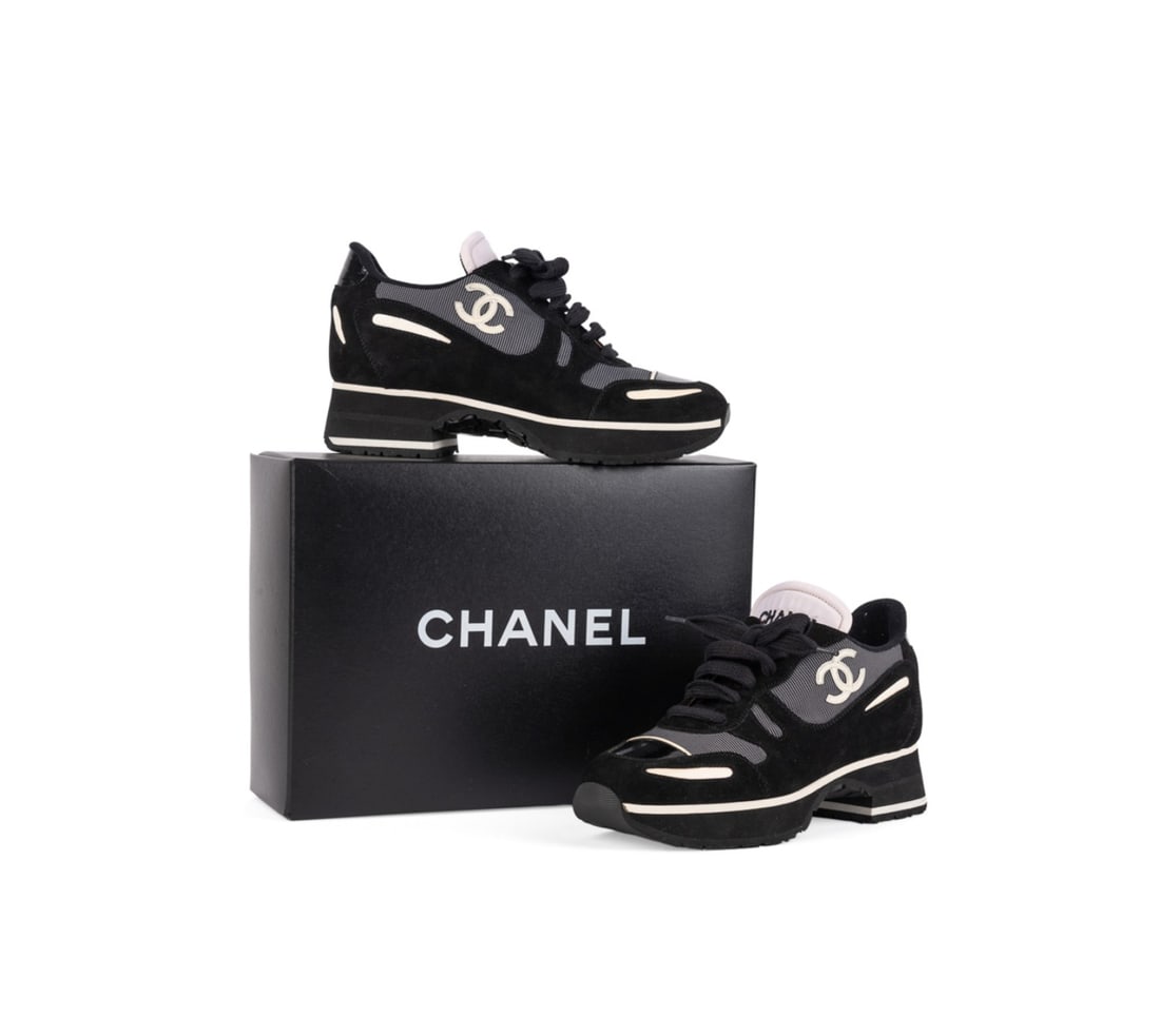 CHANEL 1997 S/S PLATFORM SNEAKERS IN BLACK (1 of 11)